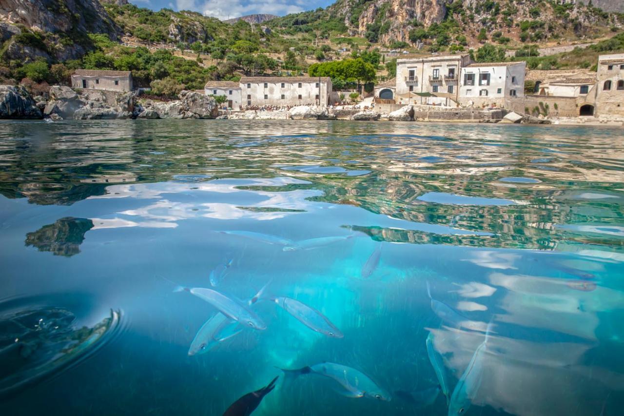 Perla Di Mare Appartamenti カステッルッツォ エクステリア 写真