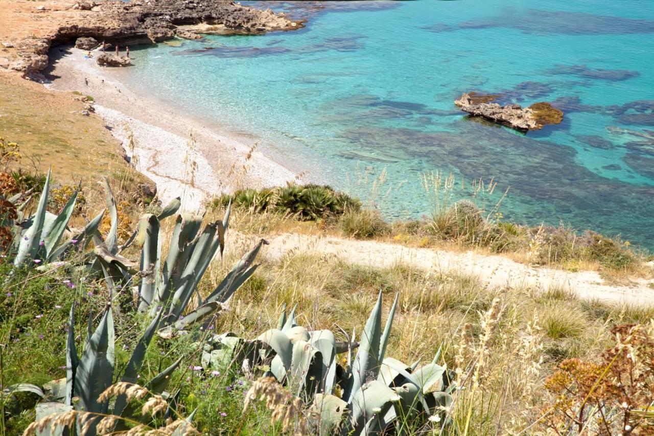 Perla Di Mare Appartamenti カステッルッツォ エクステリア 写真